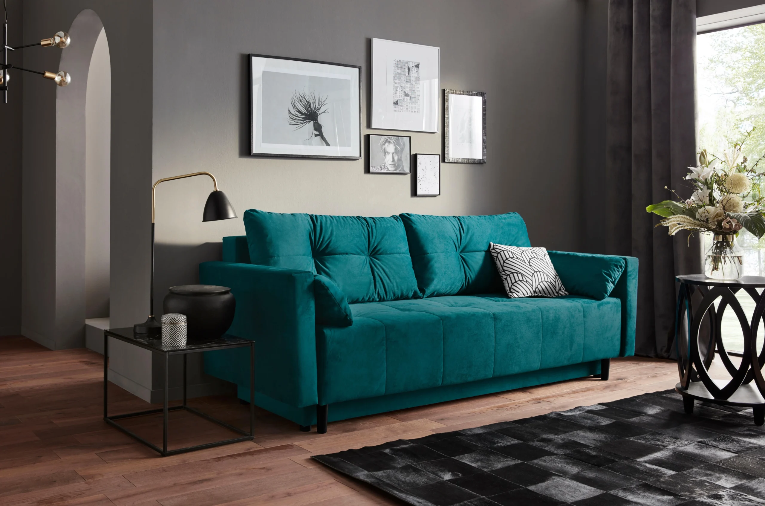 Sofa-lova su miego funkcija ir patalynės dėže.